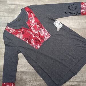 New Directions Long Sleeve V Neck Top Size S